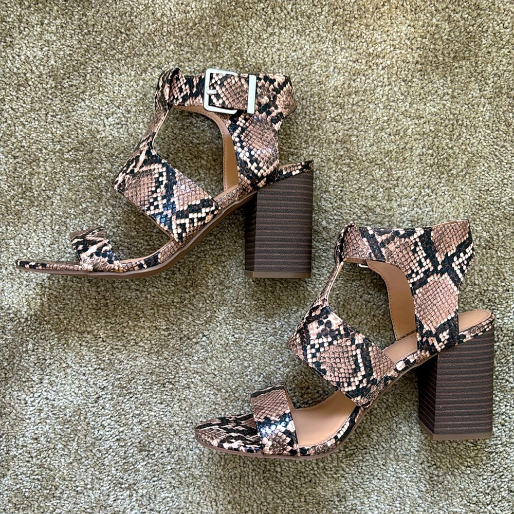 NWT Express Snake Print Block Heel Sandals